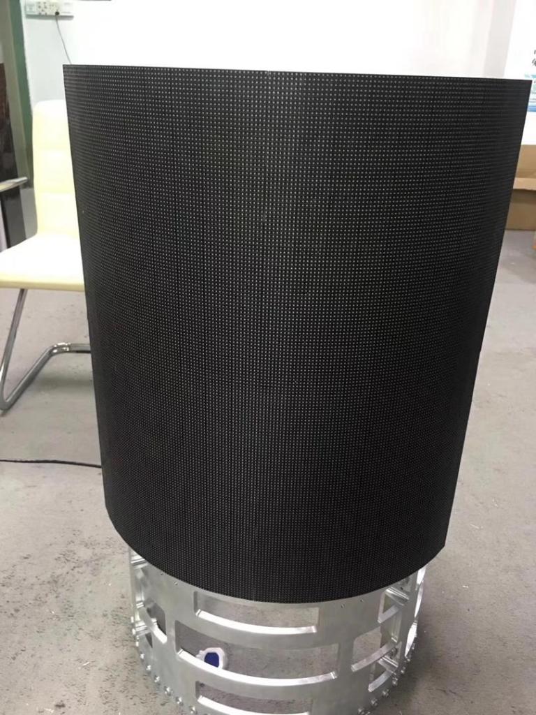 Portable LED Screen:iFlex for any irregular shaped screens<br/>Concave, convex, round, column, S shaped<br/>Front Service with Magnetic Module<br/>Light, thin, easy installation, plug and play<br/>Design without Limitation<br/><br/><table width=